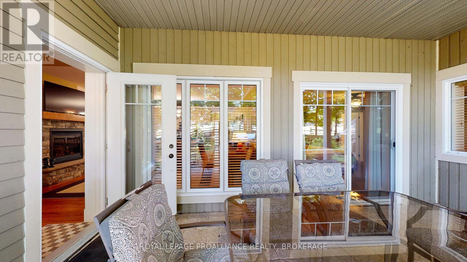 #12-6 532 10TH CONCESSION ROAD - 19