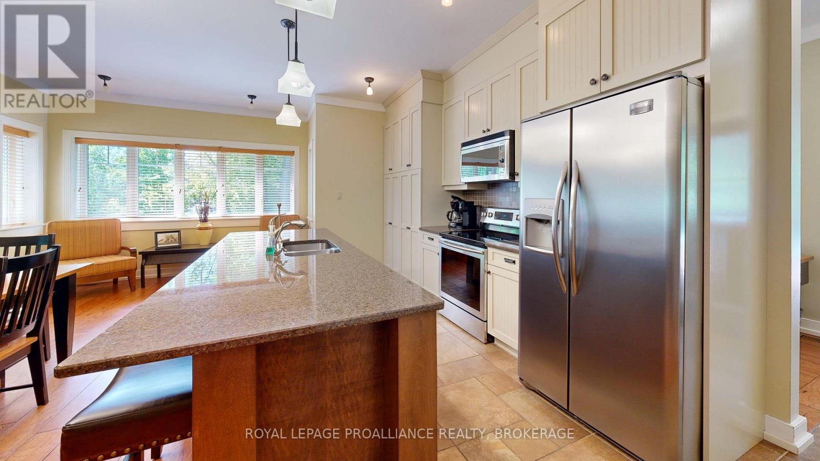 #12-6 532 10TH CONCESSION ROAD - 8