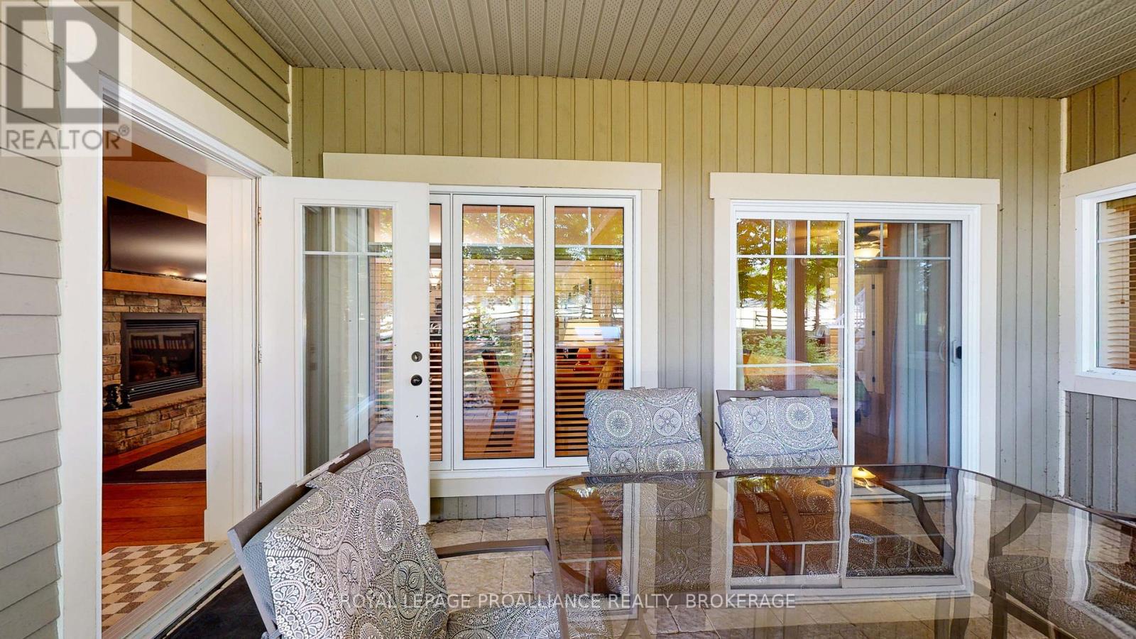#12-4 532 10TH CONCESSION ROAD - 19