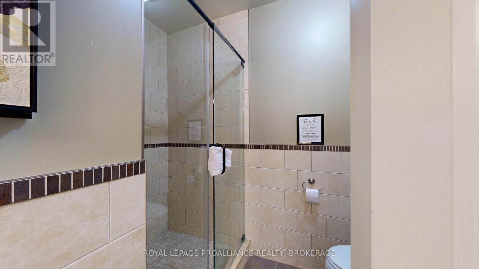 #12-4 532 10TH CONCESSION ROAD - 32