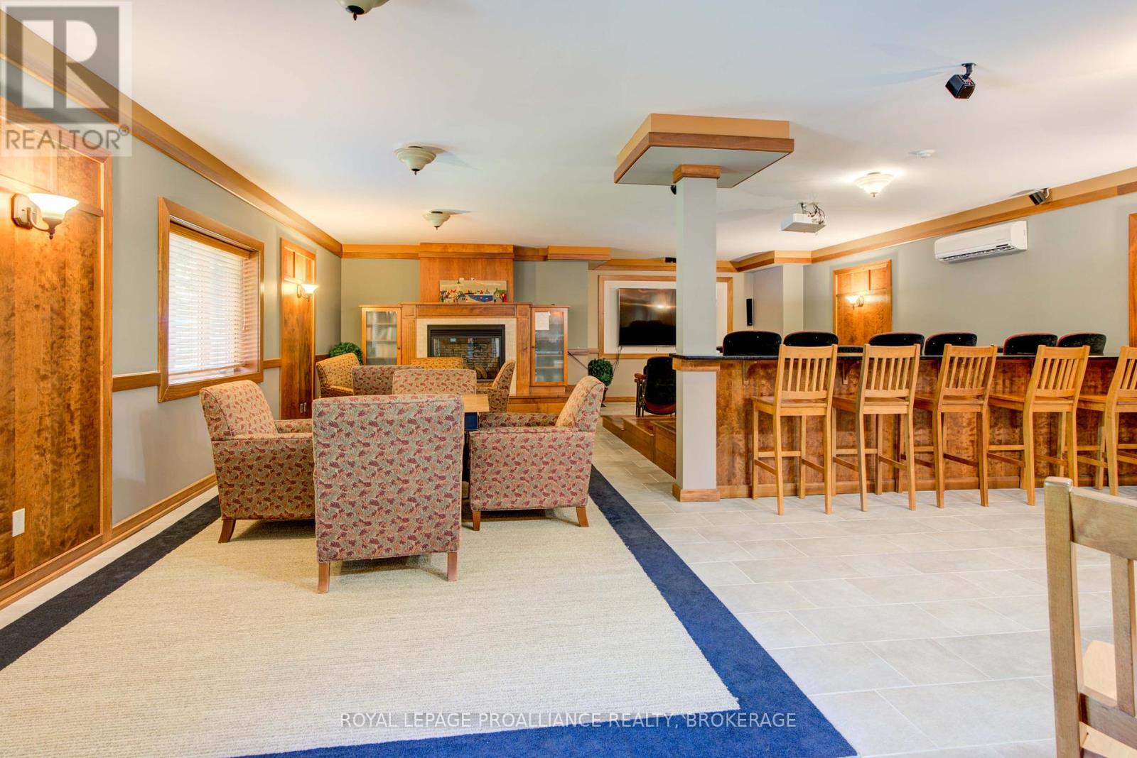 #12-4 532 10TH CONCESSION ROAD - 37