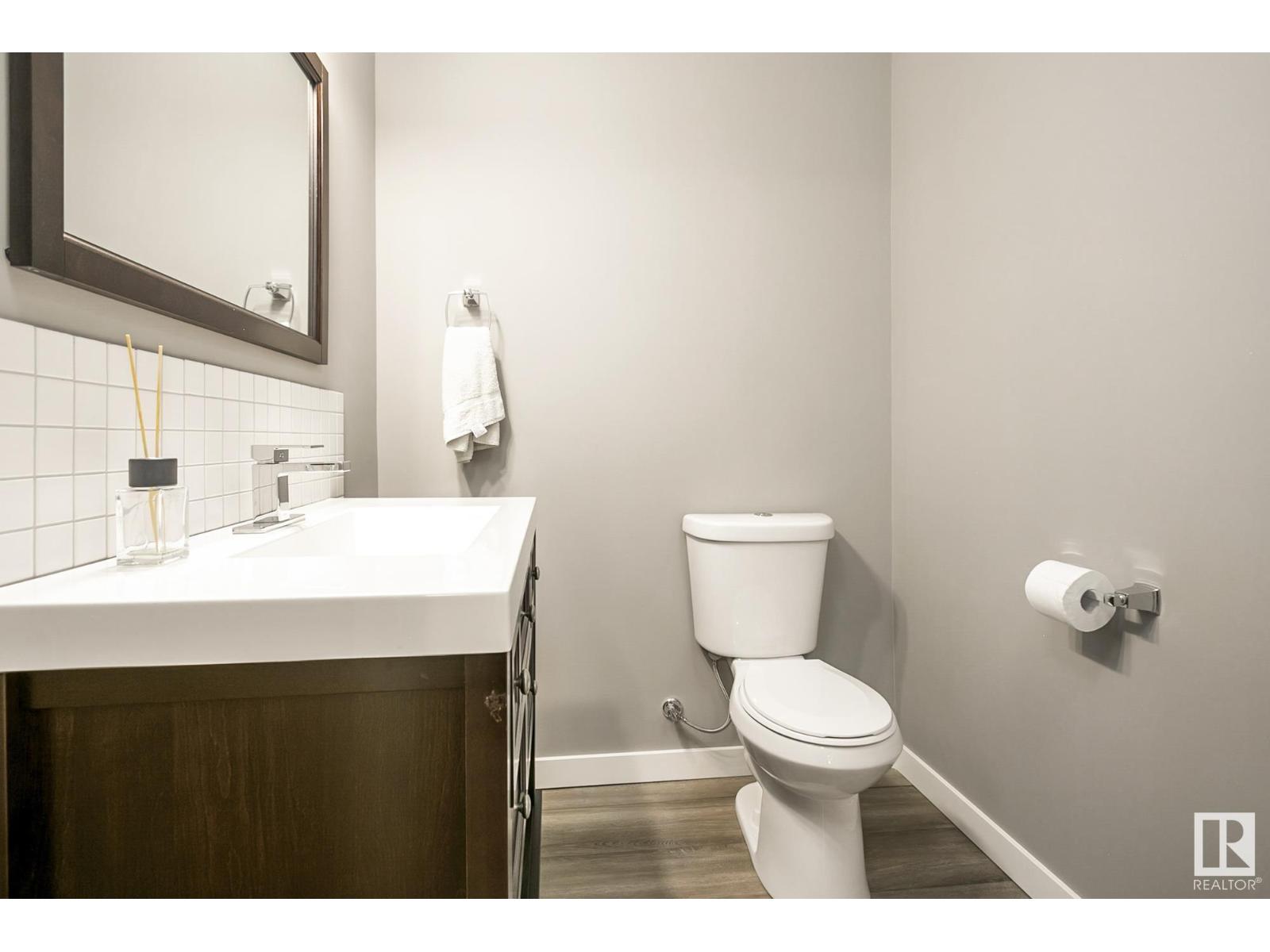 Photo 18 of 4026 Morrison Wy Nw, Edmonton AB