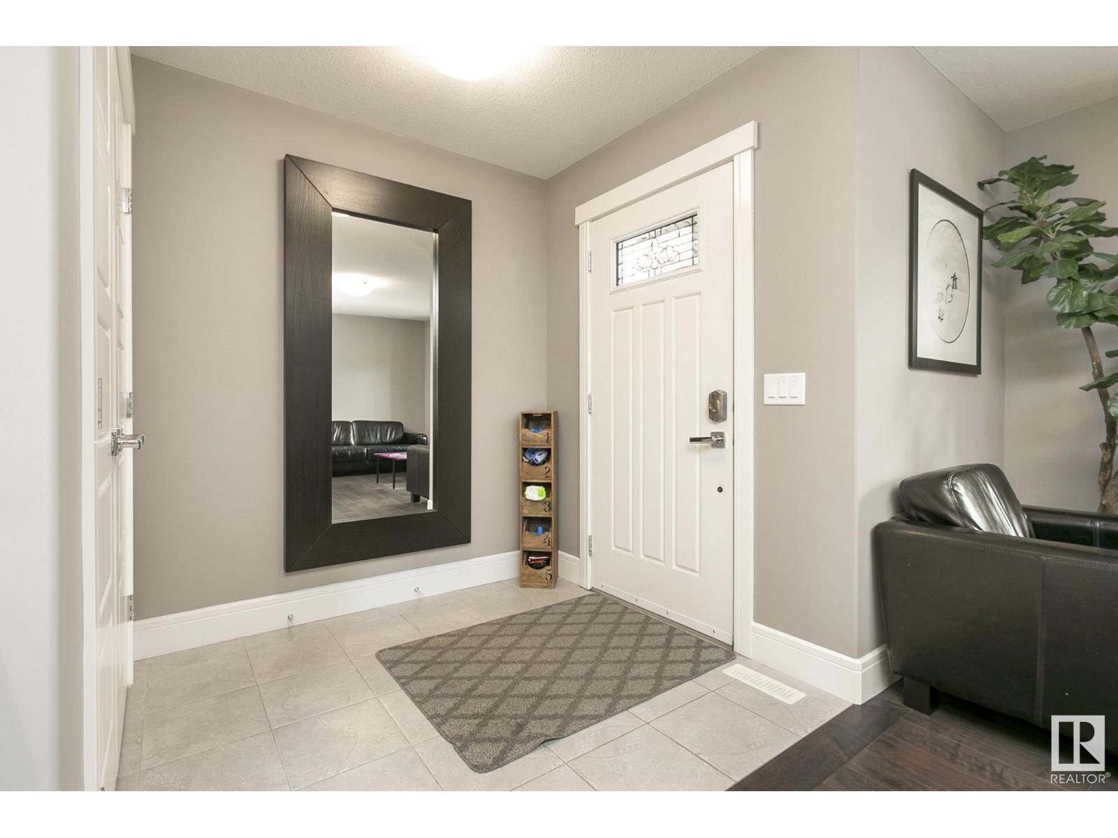 Photo 7 of 4026 Morrison Wy Nw, Edmonton AB