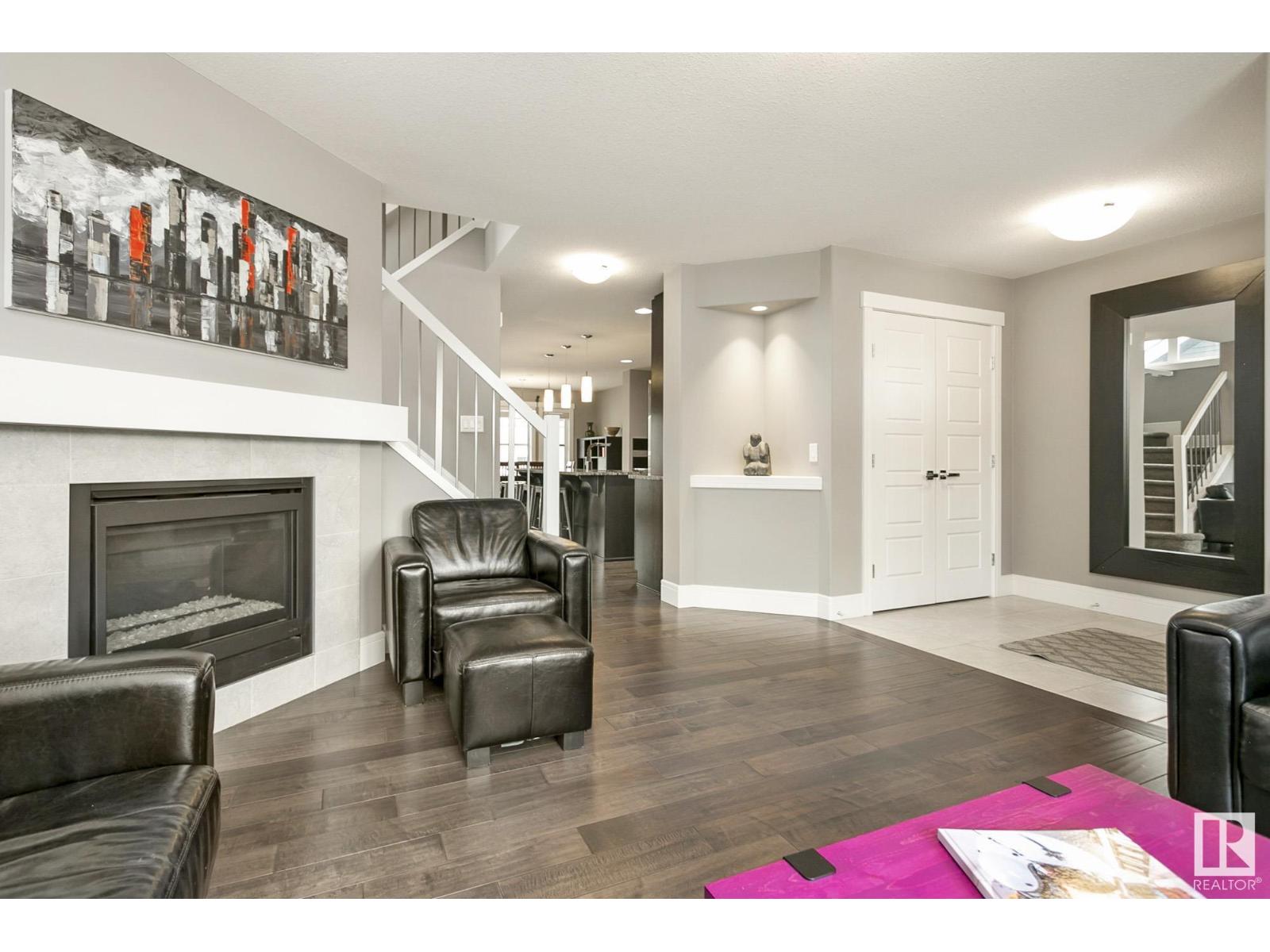 Photo 16 of 4026 Morrison Wy Nw, Edmonton AB