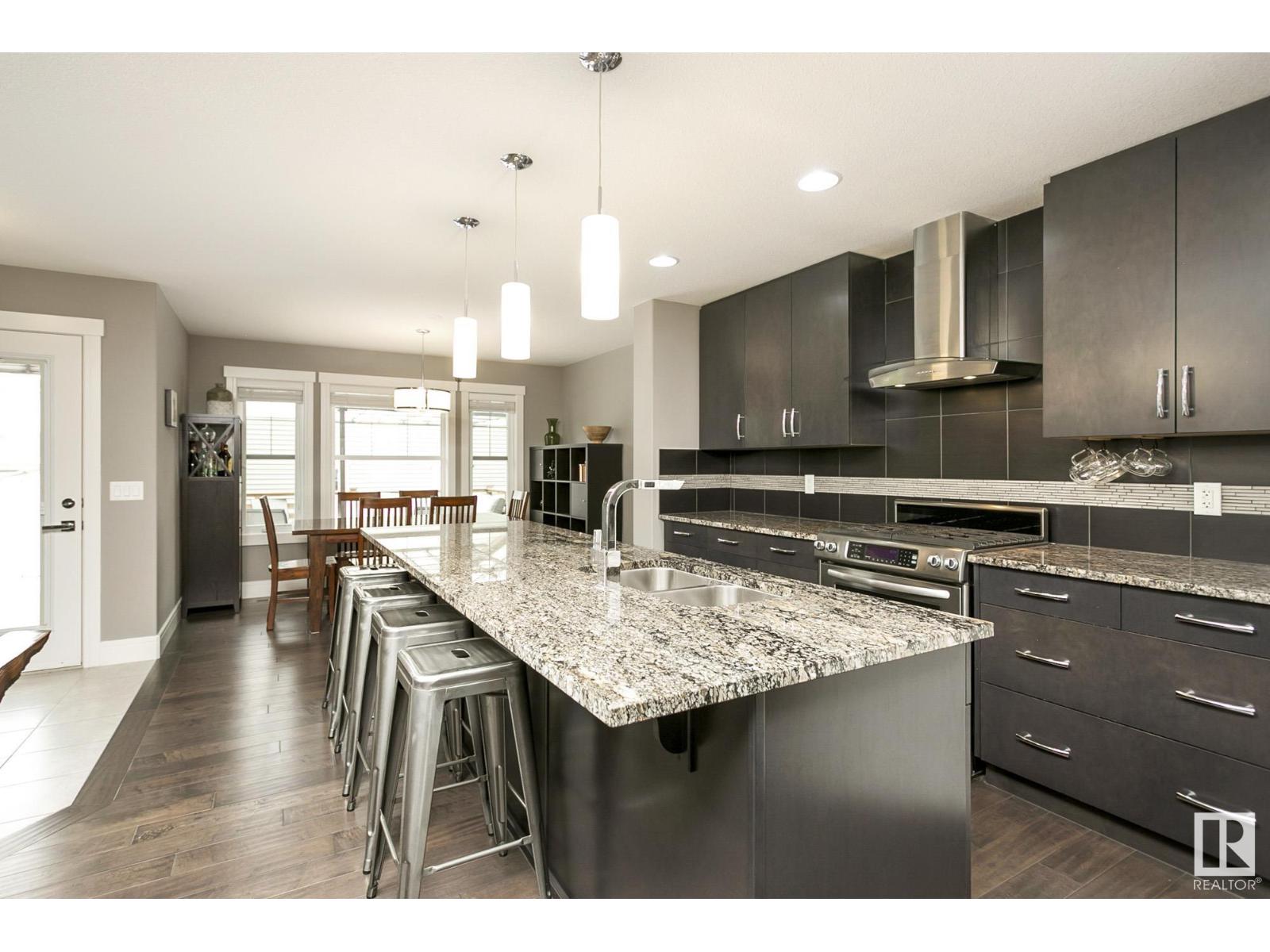 Photo 13 of 4026 Morrison Wy Nw, Edmonton AB