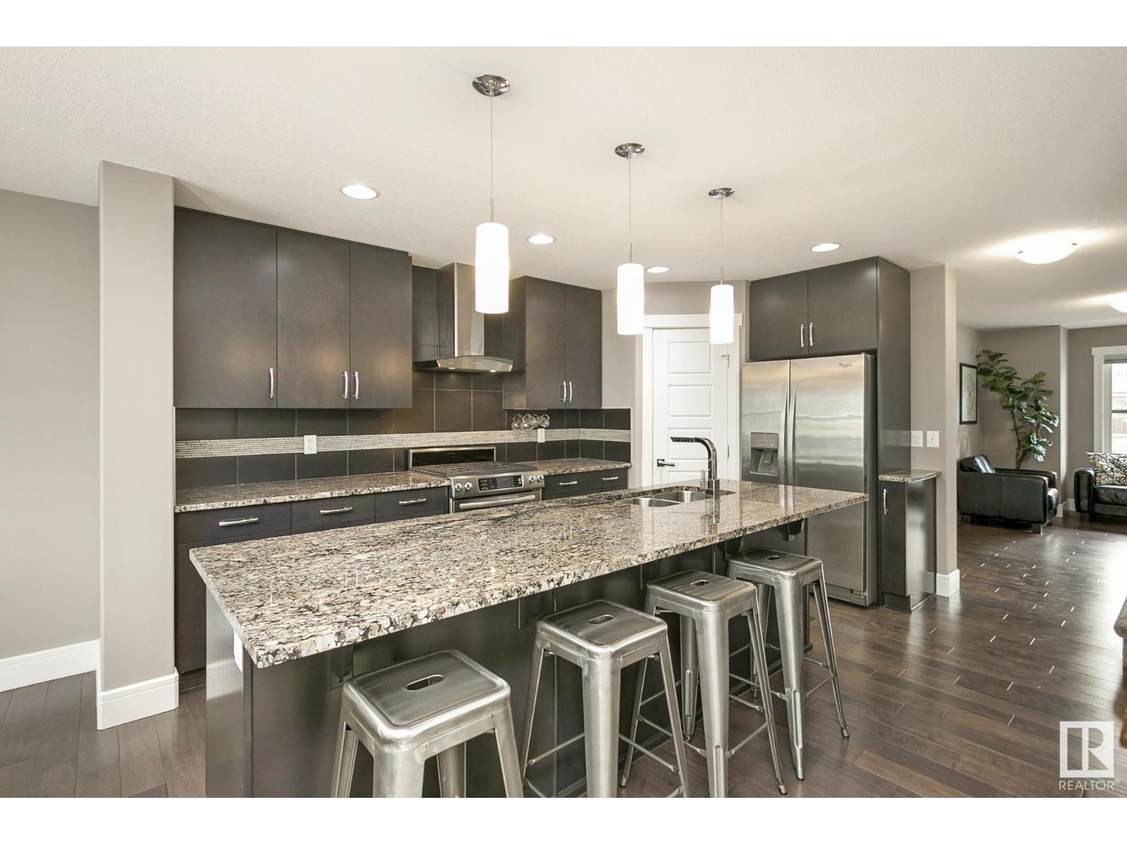 Photo 21 of 4026 Morrison Wy Nw, Edmonton AB