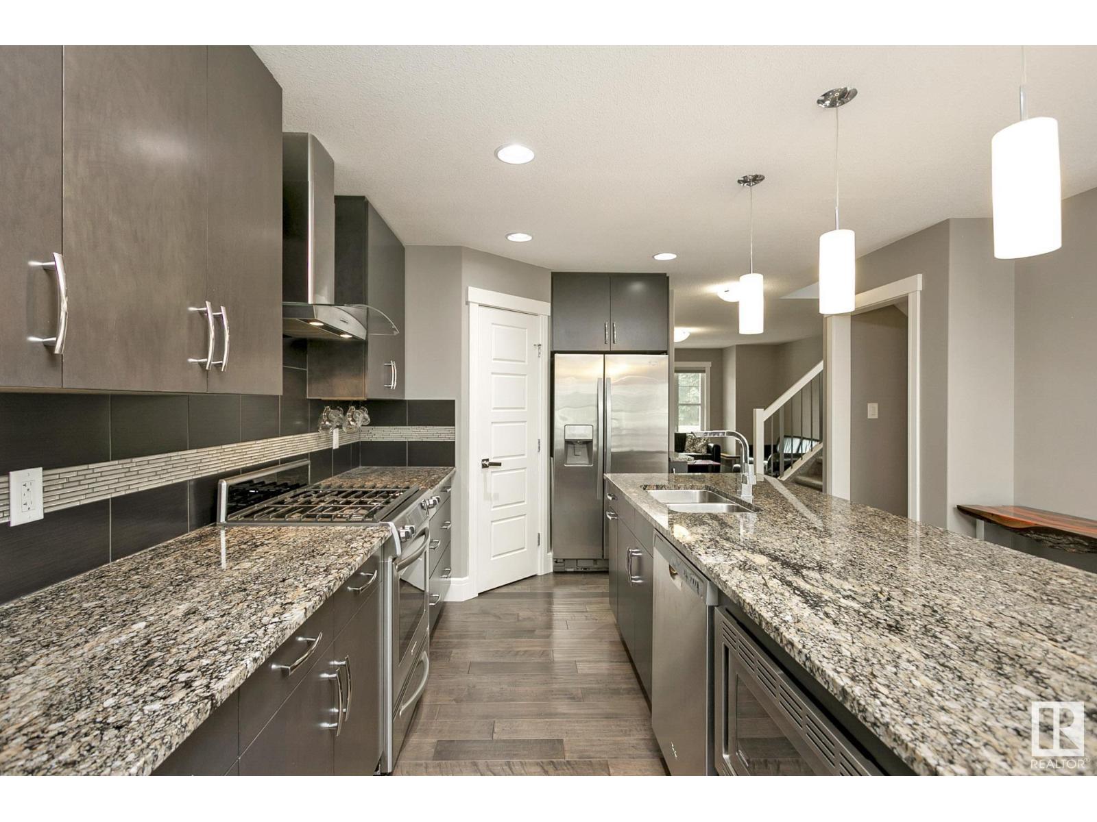 Photo 17 of 4026 Morrison Wy Nw, Edmonton AB