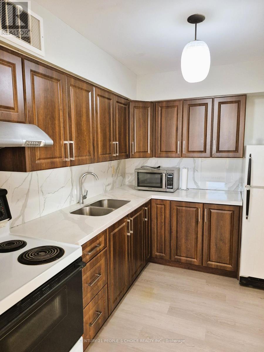Photo 18 of 801 3533 Derry Road E, Mississauga ON