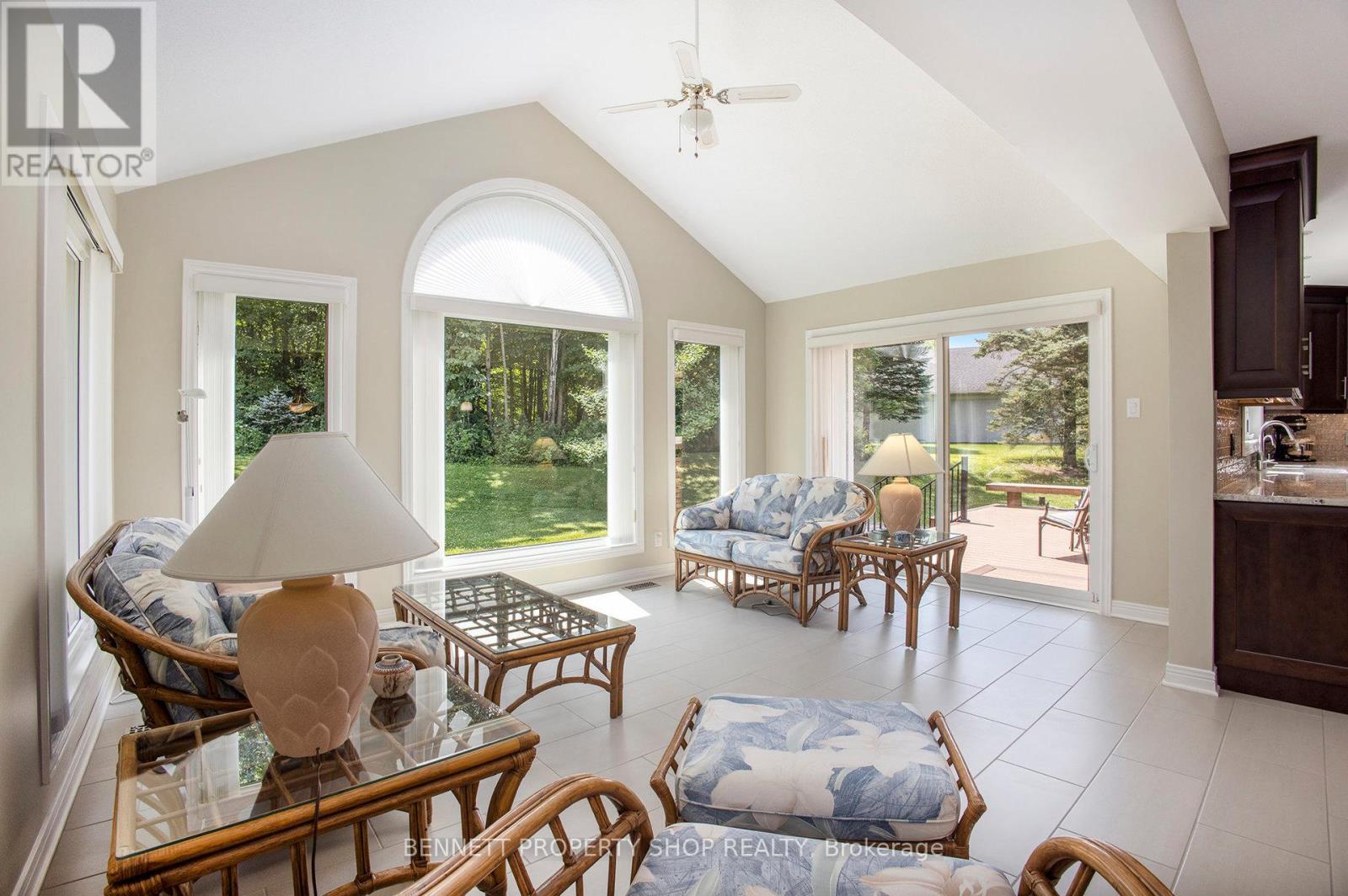 Photo 12 of 1410 Sherruby Way, Ottawa ON