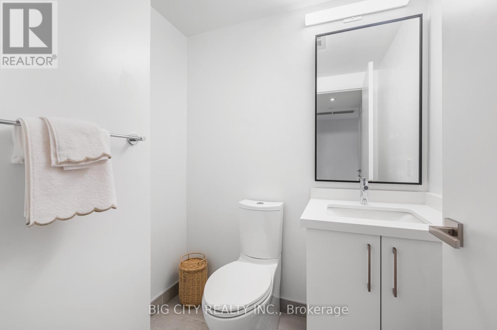 Photo 31 of 415 36 Brentcliffe Road, Toronto ON
