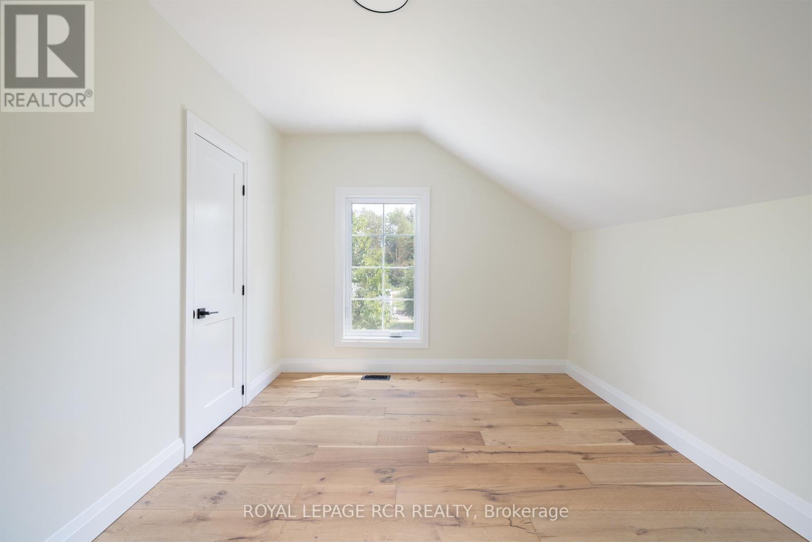 Photo 19 of 349 Smith Street, Wellington North ON