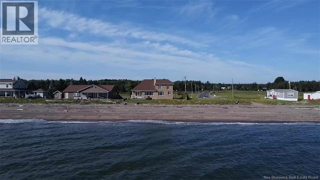 Photo 3 of 1185 Jacques Cartier Street, Beresford NB