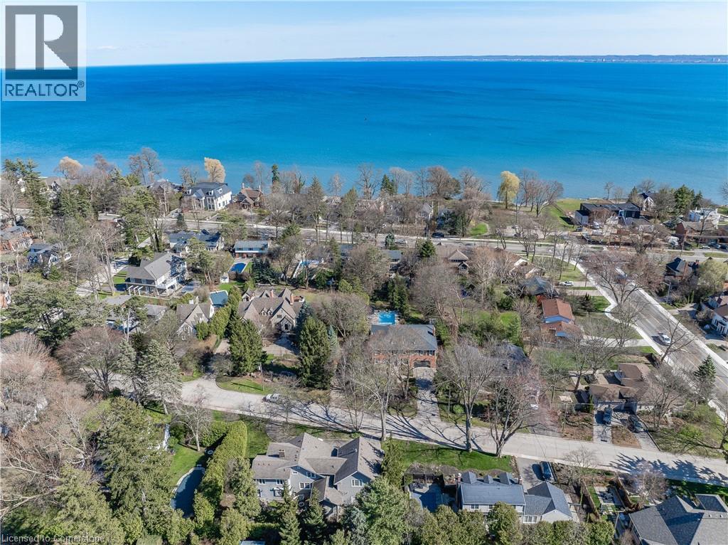 Photo 5 of 3020 First Street, Burlington ON