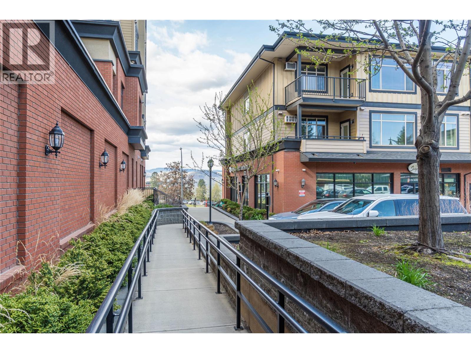 Photo 14 of 755 Mcgill Road Unit 301, Kamloops BC