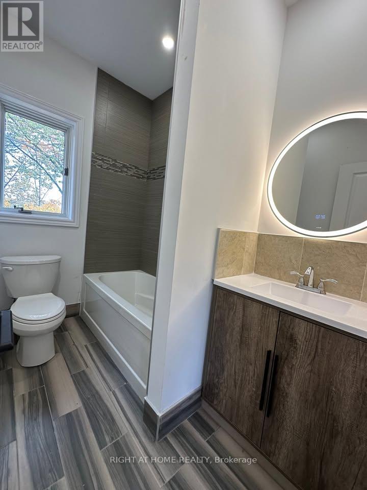 Photo 3 of 700 Winchester Road E, Whitby ON