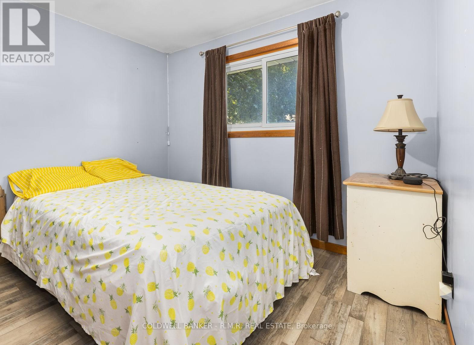 Photo 11 of 19 Parkway Crescent, Clarington ON