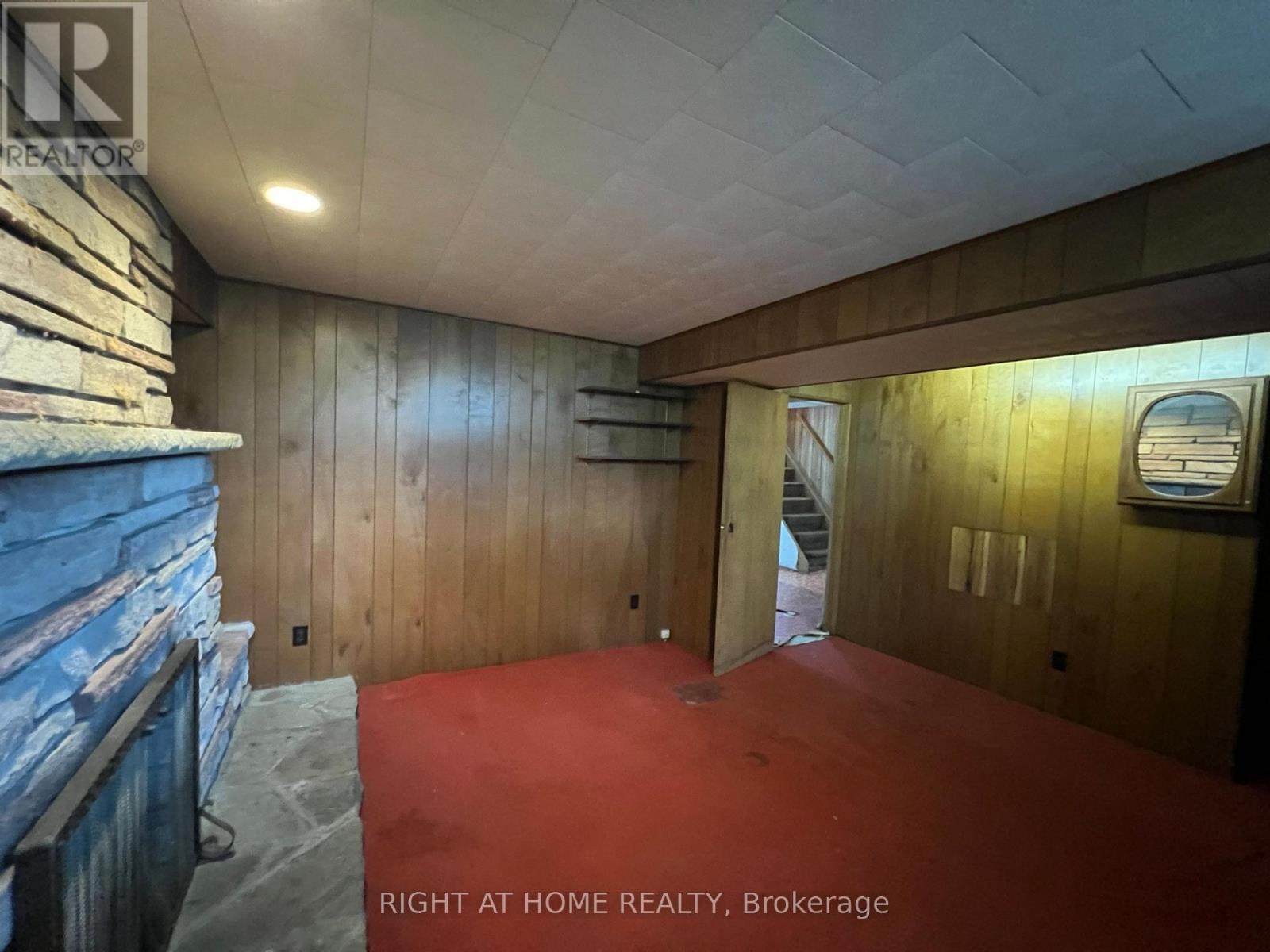 Photo 4 of 25 Heatherglen Road, Toronto ON