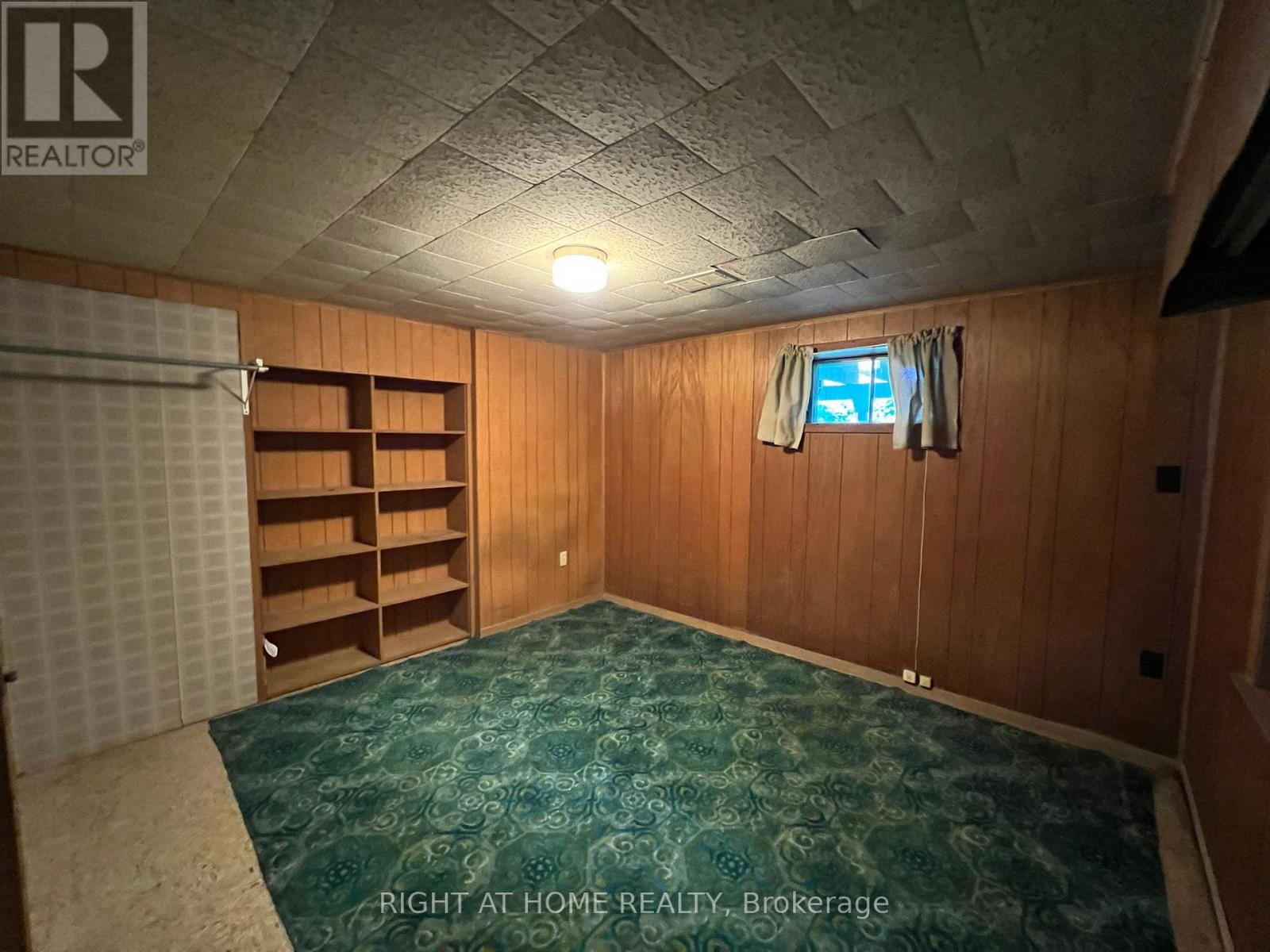Photo 26 of 25 Heatherglen Road, Toronto ON