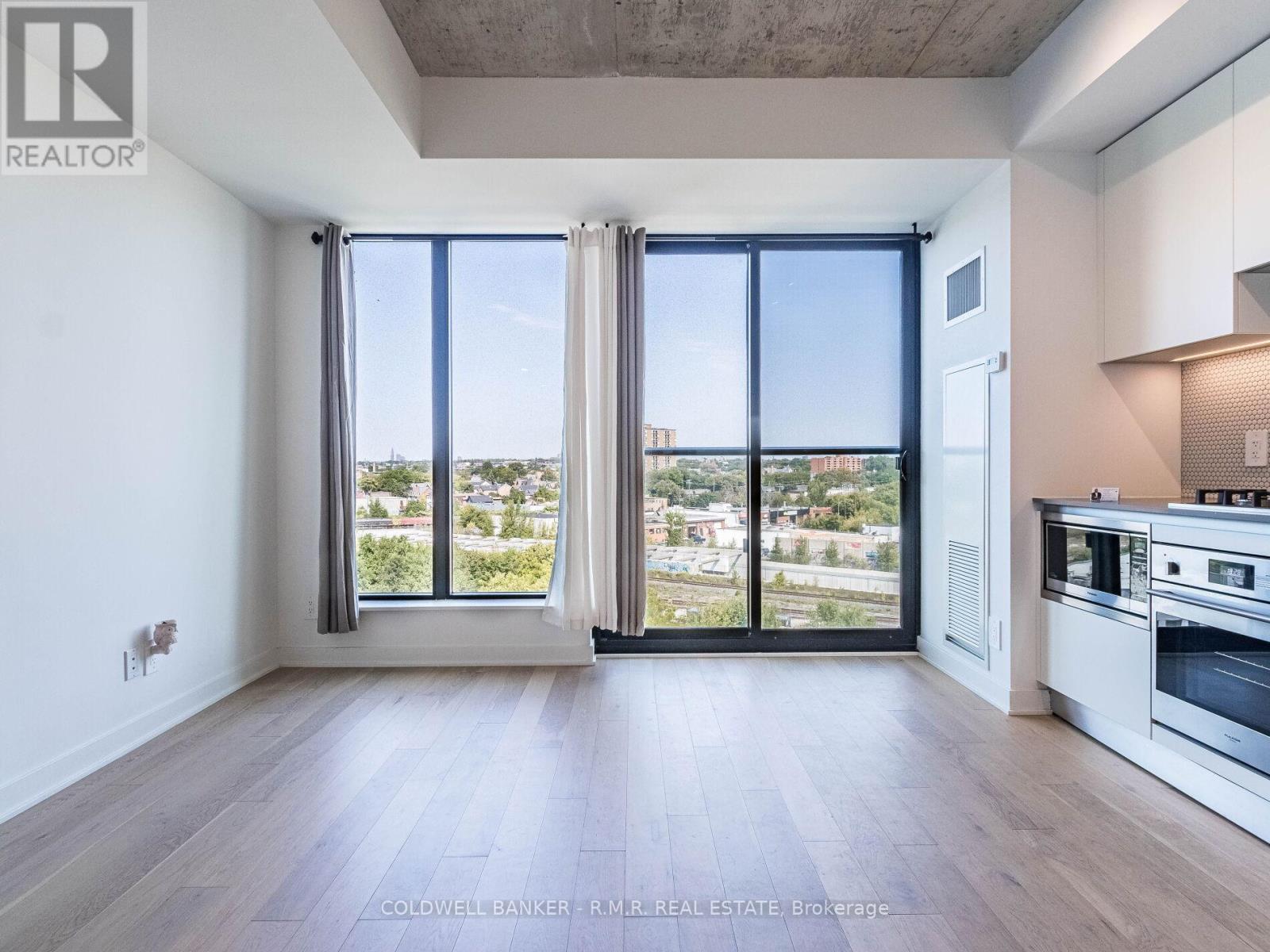 Photo 27 of 703 2720 Dundas Street W, Toronto ON