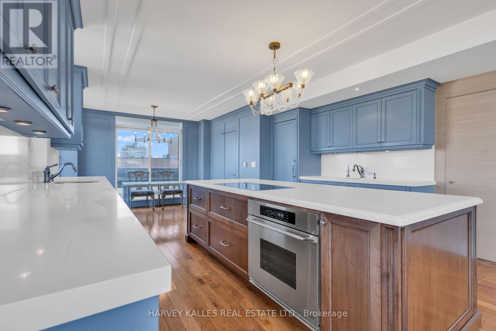 Photo 23 of 801 2600 Bathurst Street, Toronto ON