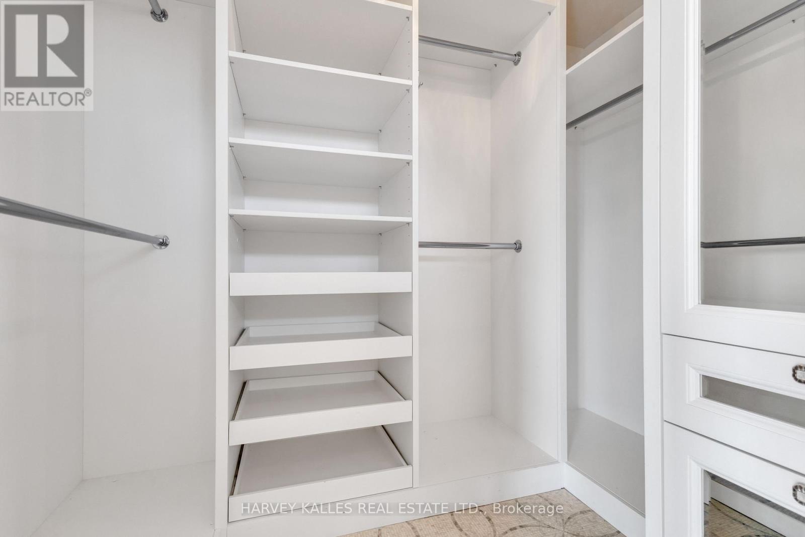 Photo 32 of 801 2600 Bathurst Street, Toronto ON