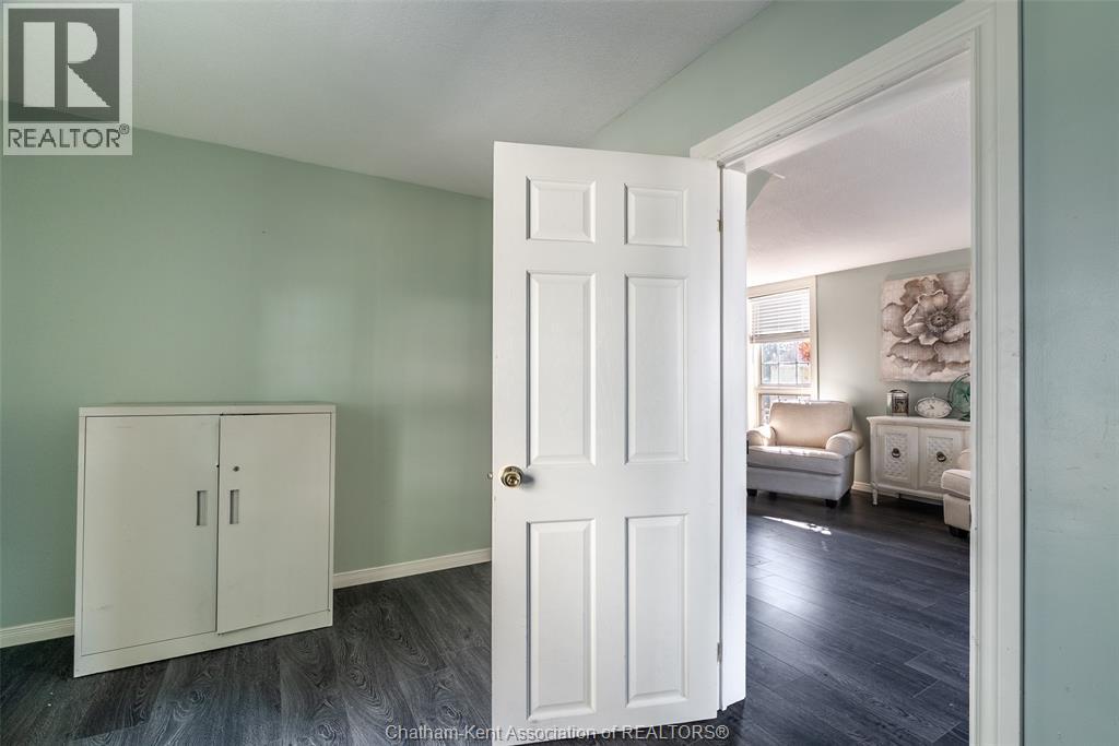 Photo 19 of 67 Pine Street, Chatham ON