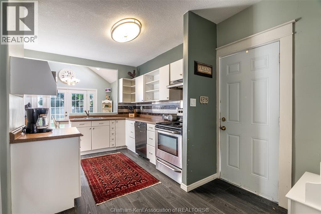 Photo 8 of 67 Pine Street, Chatham ON