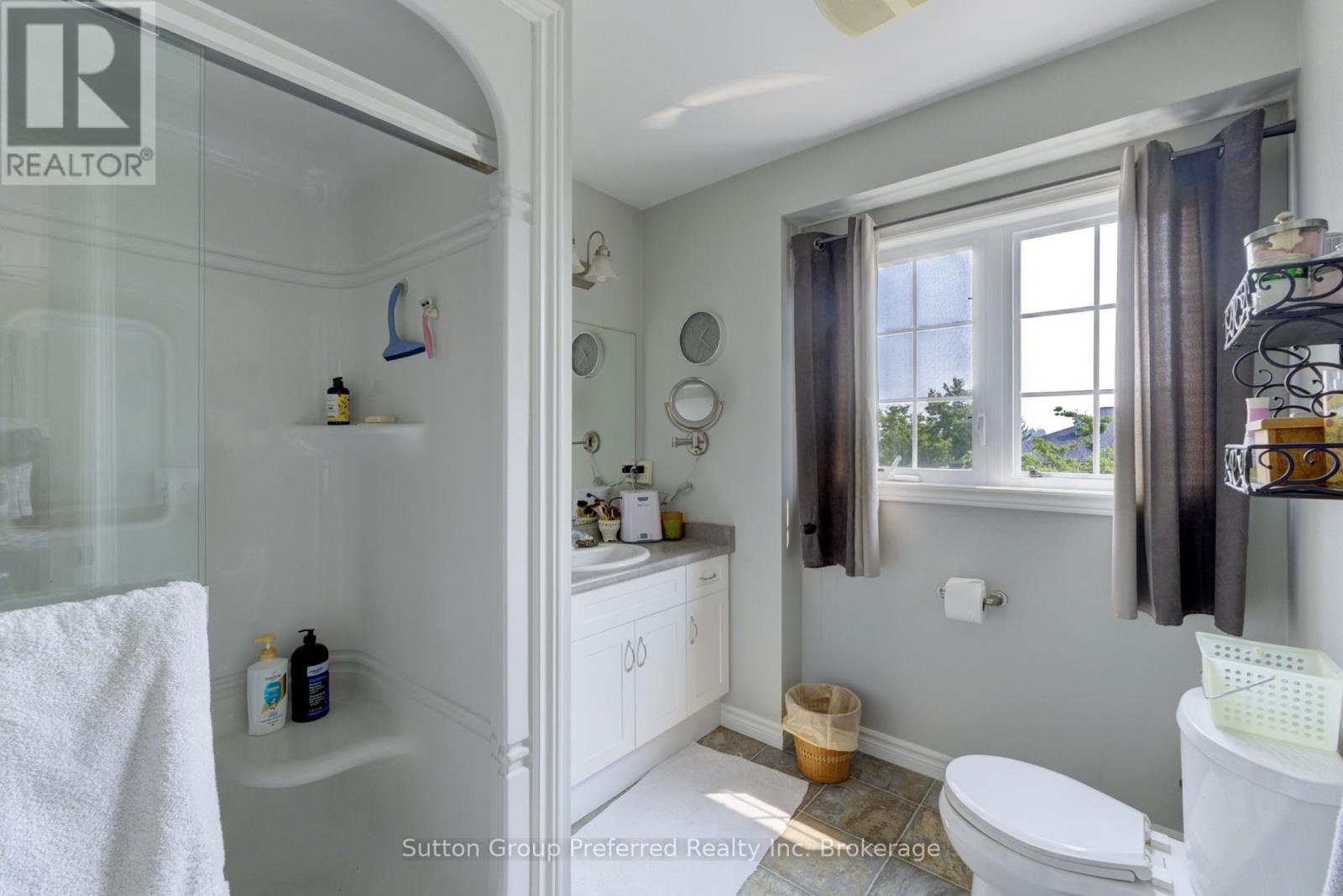 Photo 19 of 3 176 Ferguson Drive, Woodstock ON