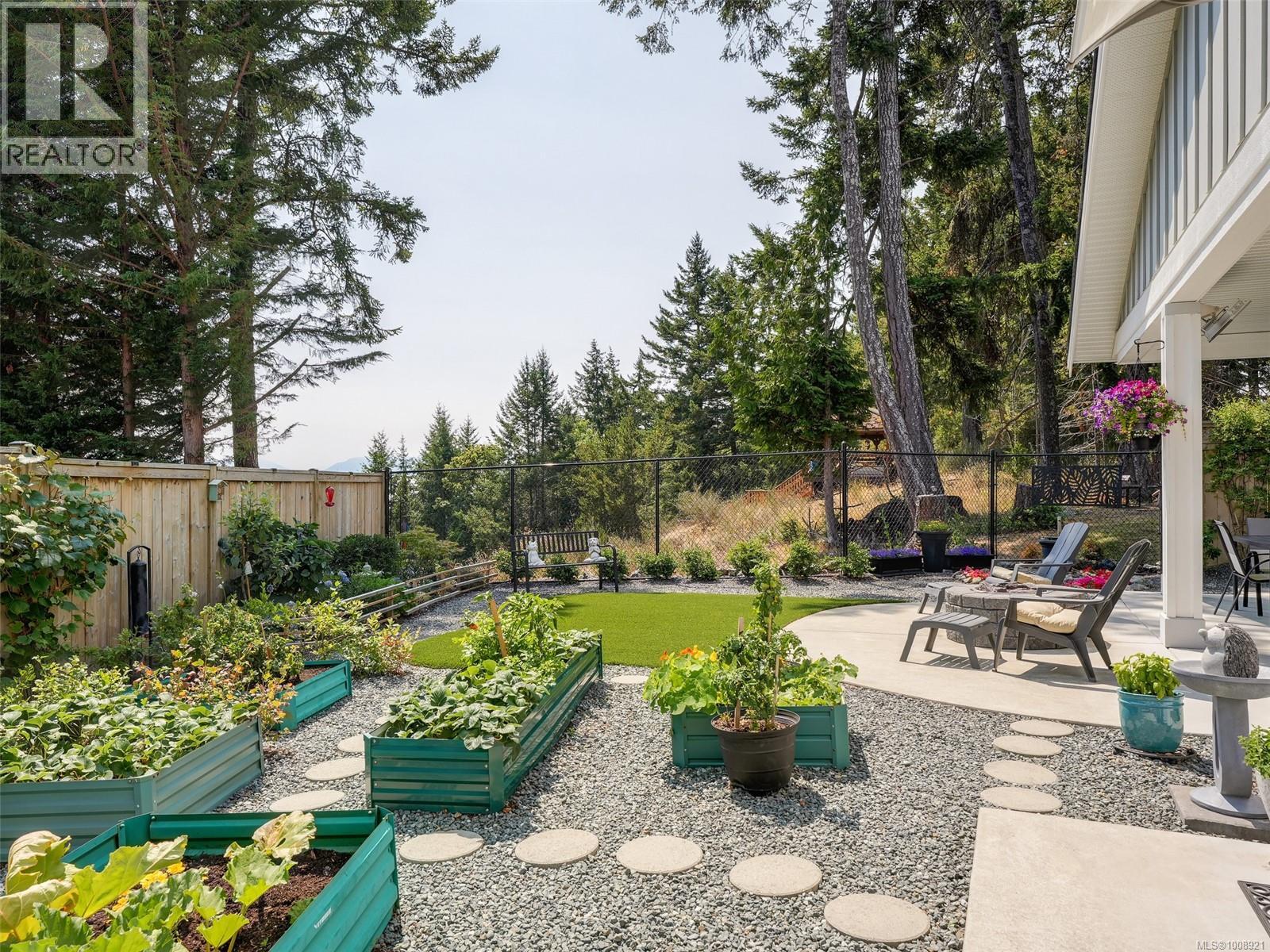 Photo 26 of 2407 Mountain Heights Dr, Sooke BC