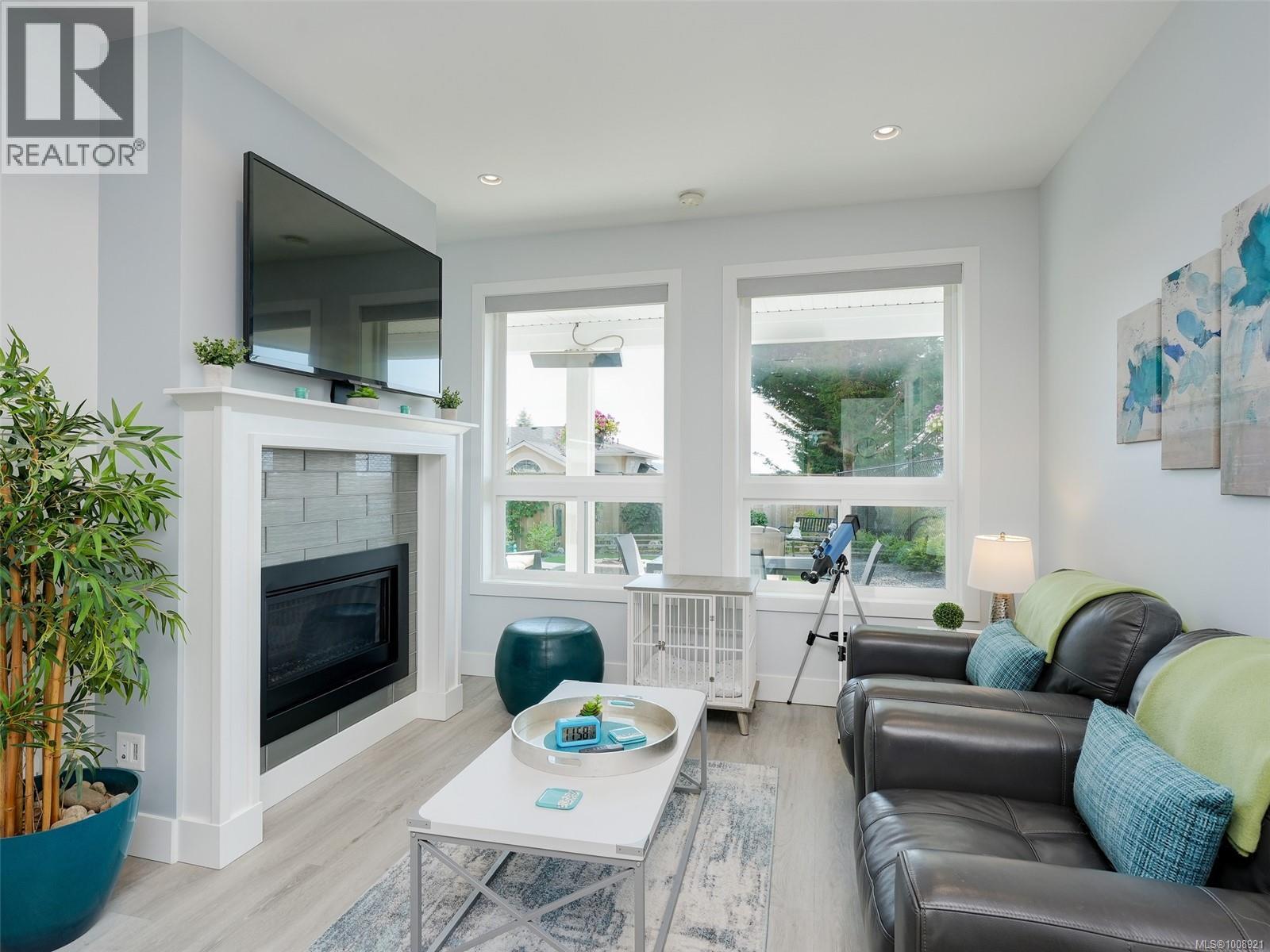 Photo 4 of 2407 Mountain Heights Dr, Sooke BC