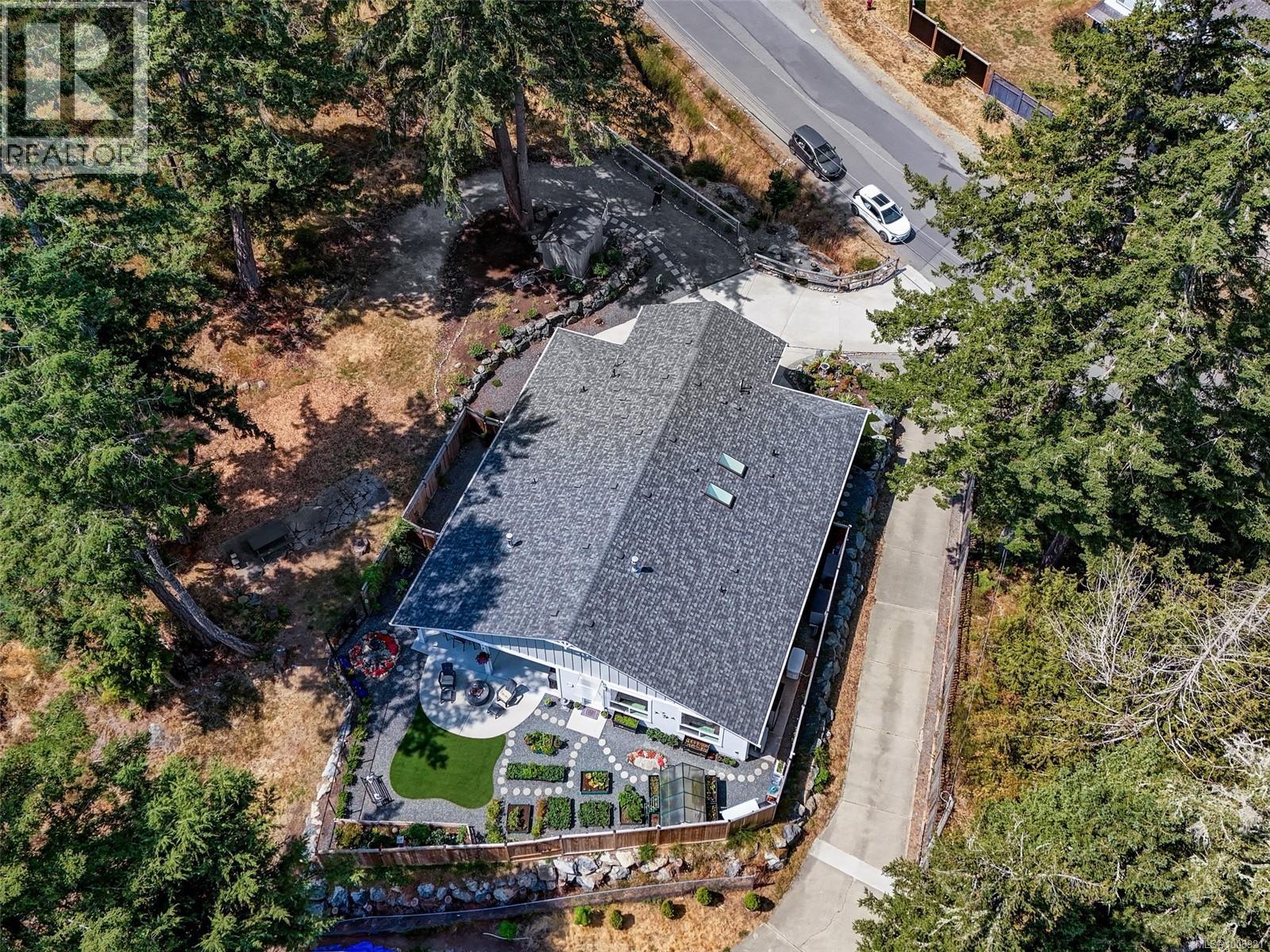 Photo 31 of 2407 Mountain Heights Dr, Sooke BC