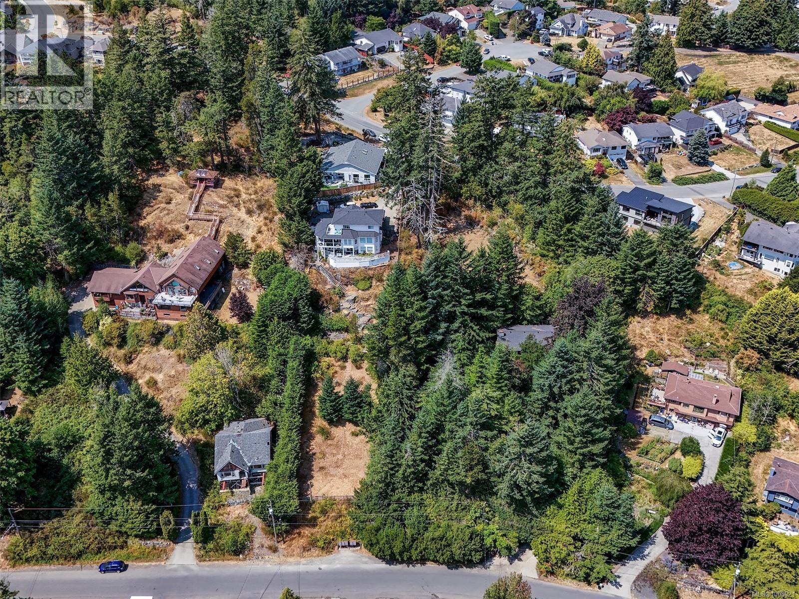 Photo 8 of 2407 Mountain Heights Dr, Sooke BC