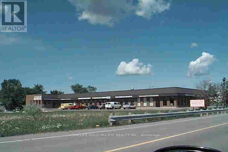 Photo 4 of 1 2 1175 Stellar Drive, Newmarket ON