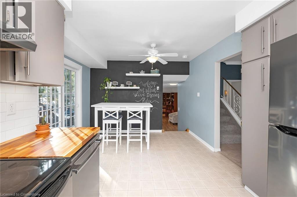 Photo 21 of 520 Concession 3 Road, Wilsonville ON