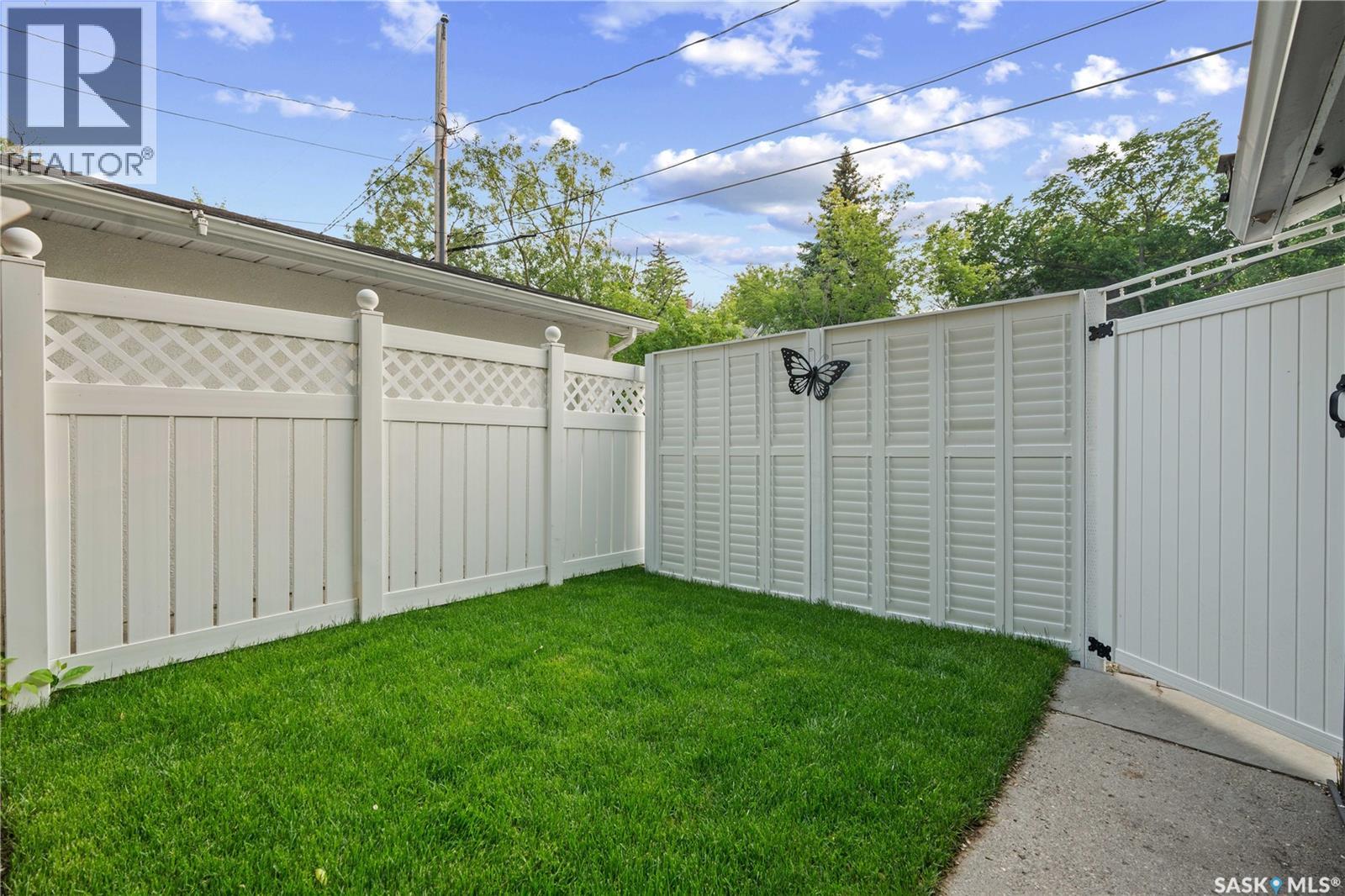 Photo 10 of 2852 Rae Street, Regina SK