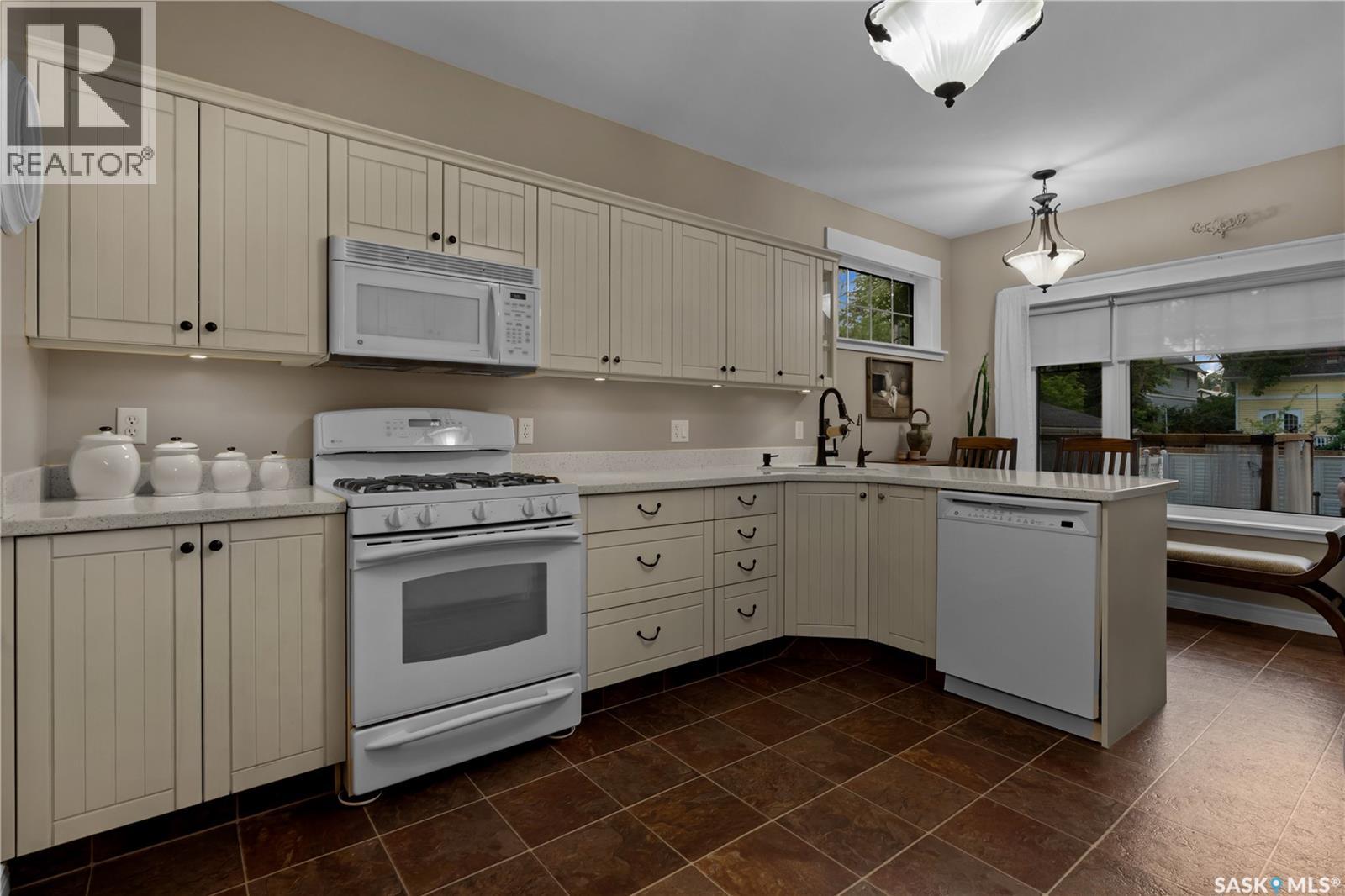 Photo 42 of 2852 Rae Street, Regina SK