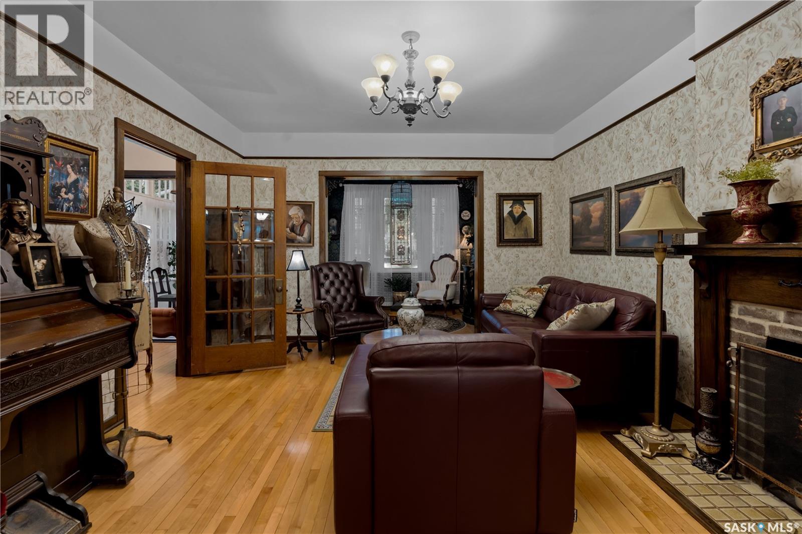 Photo 11 of 2852 Rae Street, Regina SK