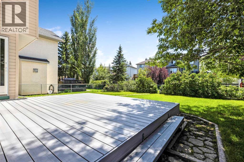 Single Family House for Sale in  Somerset Close SW Somerset Calgary 