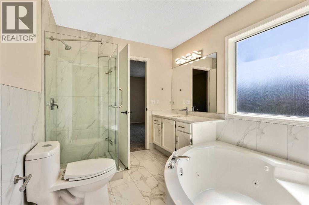 Single Family House for Sale in  Somerset Close SW Somerset Calgary 