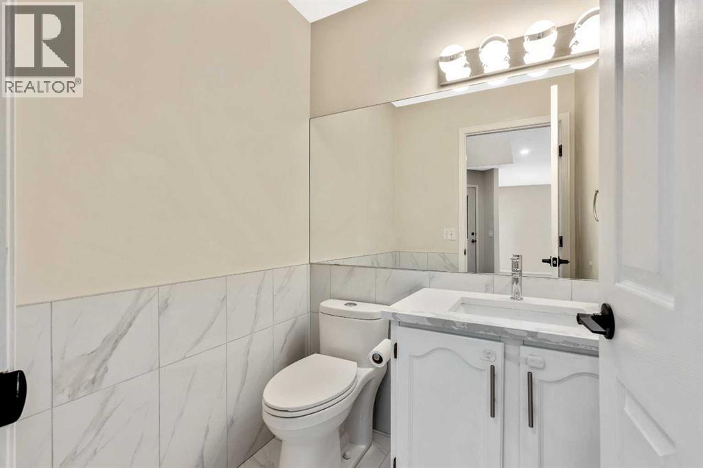 Single Family House for Sale in  Somerset Close SW Somerset Calgary 
