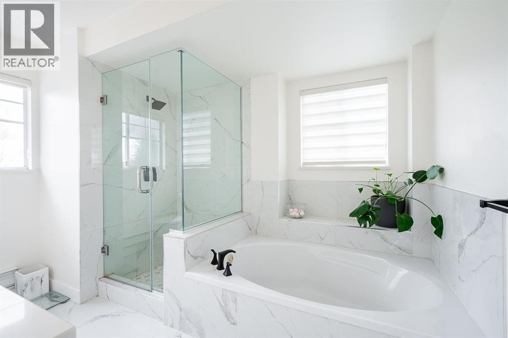 Photo 6 of 7 2979 Panorama Drive, Coquitlam BC
