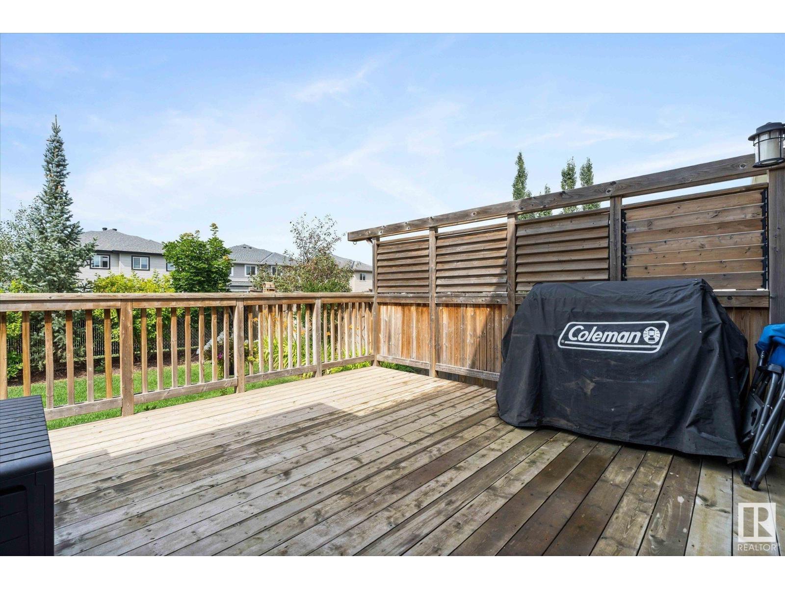 Photo 2 of 78 Woodhill Ln, Fort Saskatchewan AB