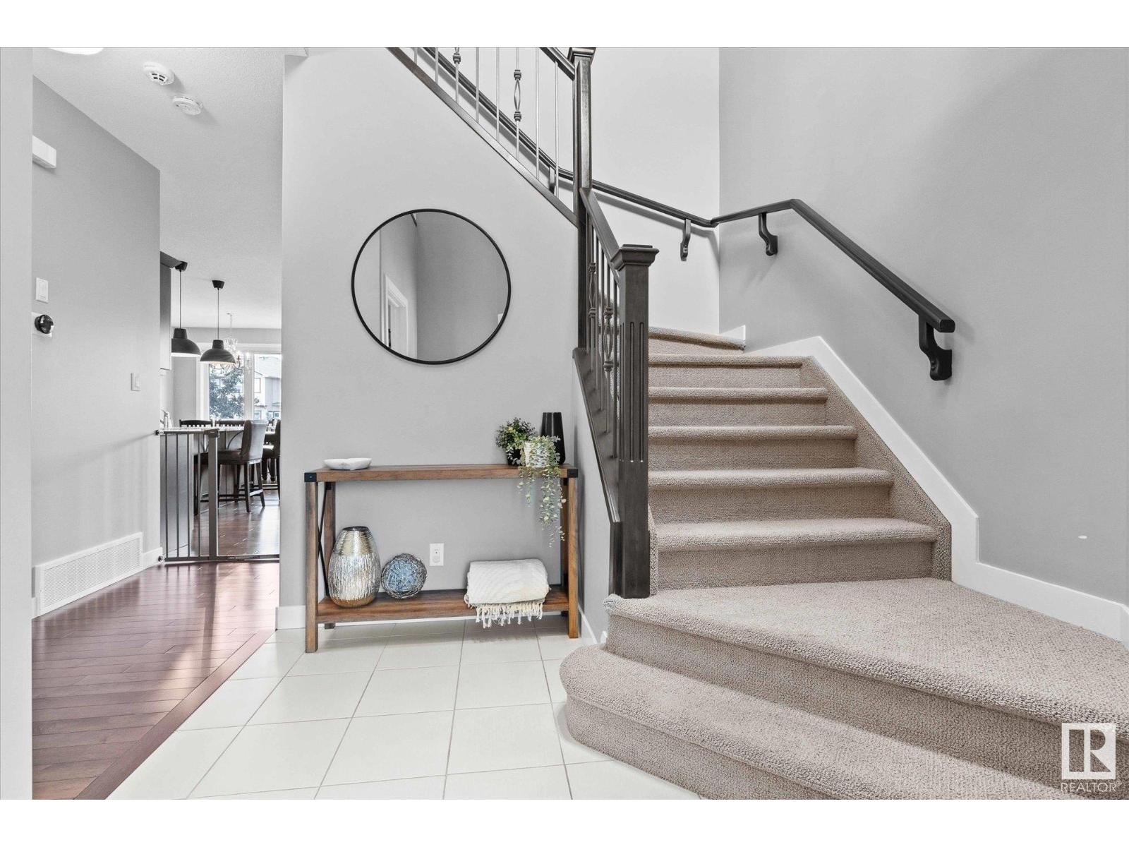 Photo 13 of 78 Woodhill Ln, Fort Saskatchewan AB
