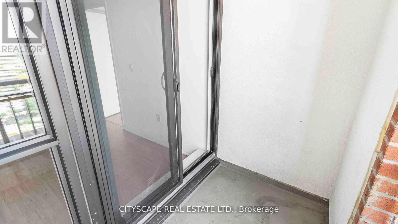 Photo 8 of 1412 830 Lawrence Avenue W, Toronto ON