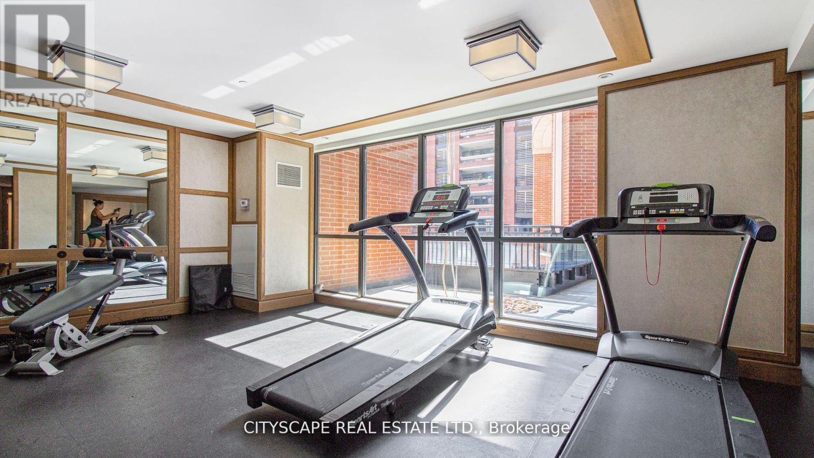 Photo 6 of 1412 830 Lawrence Avenue W, Toronto ON