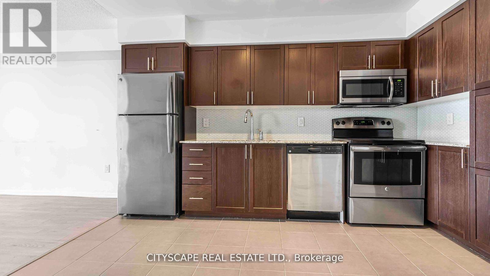 Photo 24 of 1412 830 Lawrence Avenue W, Toronto ON