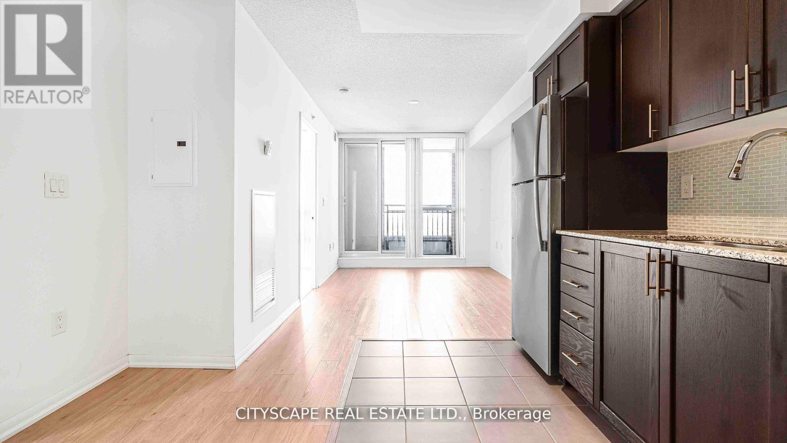 Photo 16 of 1412 830 Lawrence Avenue W, Toronto ON