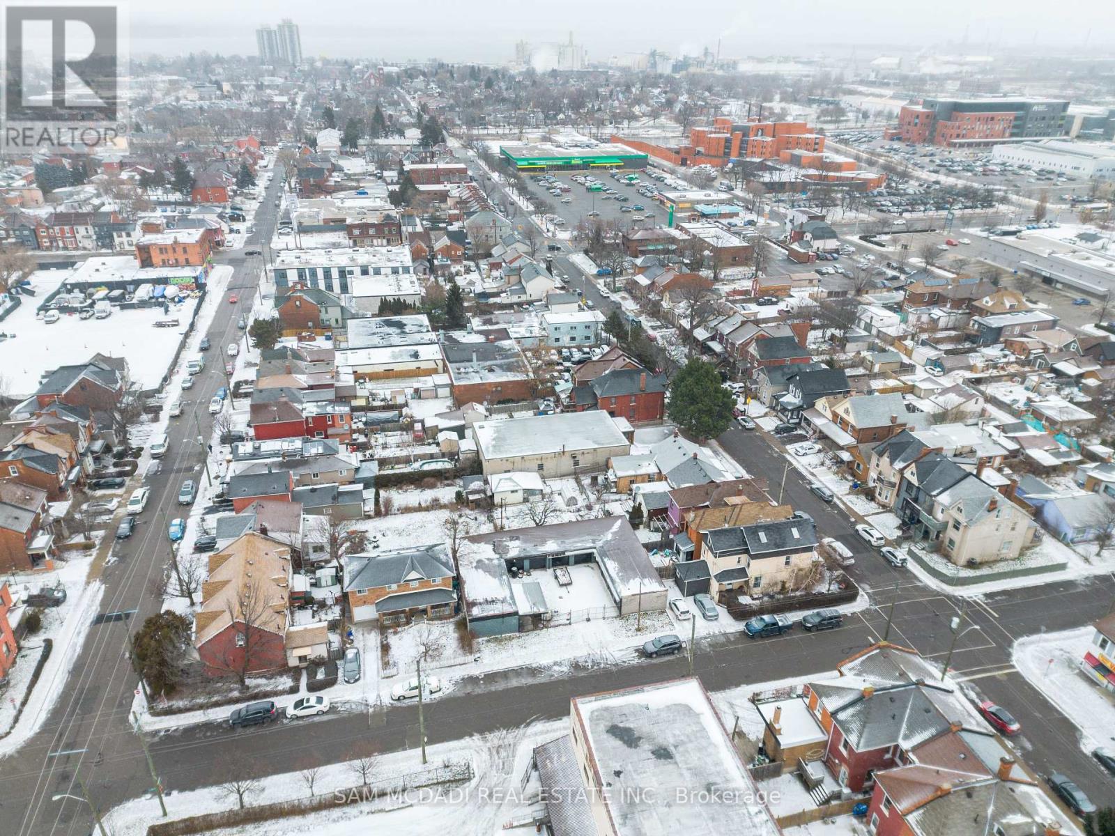 Photo 10 of 107 Robert Street, Hamilton ON
