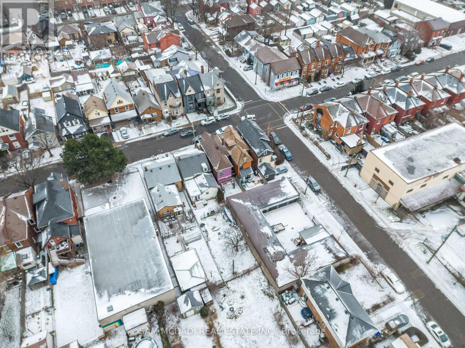 Photo 7 of 107 Robert Street, Hamilton ON