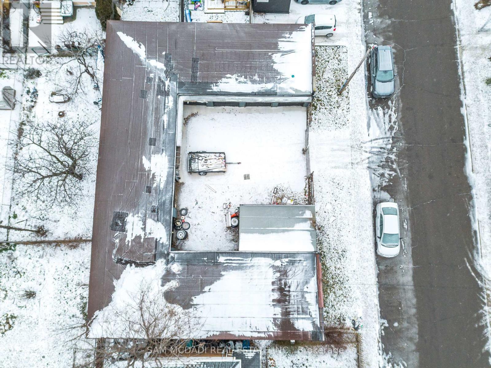 Photo 13 of 107 Robert Street, Hamilton ON